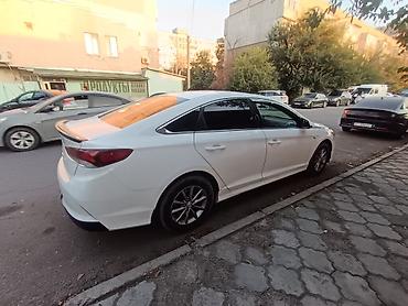 bmw ix3: Hyundai Sonata: 2020 г., 2 л, Автомат, Газ, Седан — 5