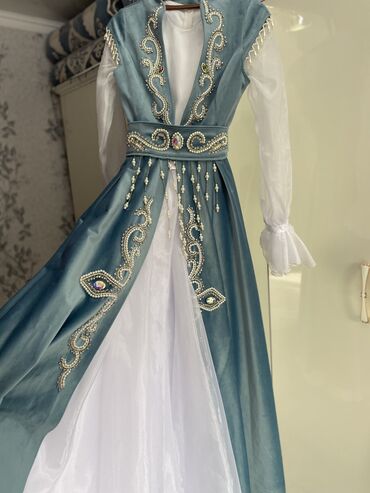 кыргызский платье: Повседневное платье