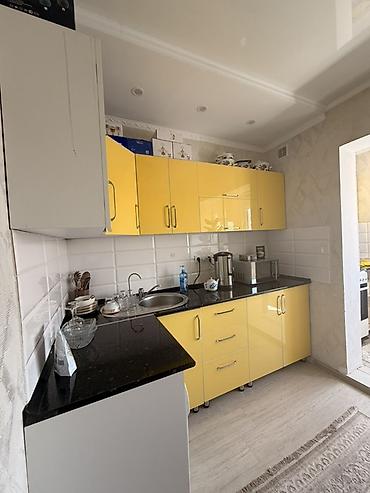 silver kitchen: Продаю кухонный гарнитур в хорошем состоянии. Яркий, красивый жёлтый — 4