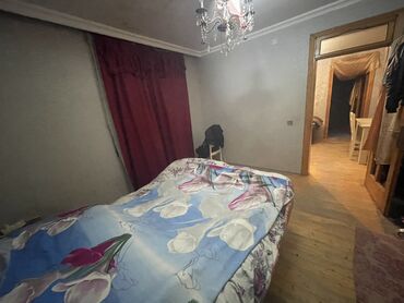 Həyət evləri və villaların satışı: Salam EV təcilli satillir pula ehtiyyac oldqu ücün aldiqim qiymətdən — 4