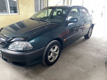 toyota filder: Toyota Avensis: 2000 г., 1.8 л, Механика, Бензин, Хэтчбэк