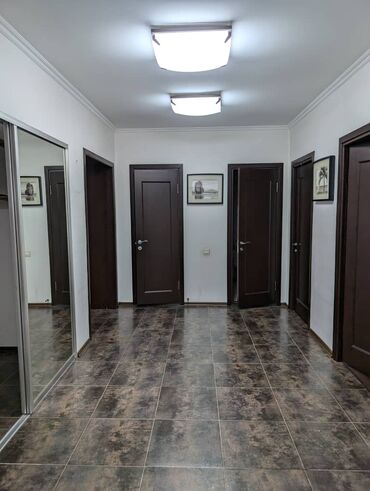однокомнатная квартира ош: 4 комнаты, 95 м², Элитка, 2 этаж, Евроремонт