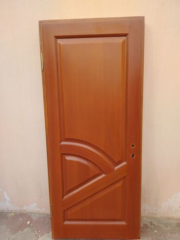 Otaq qapıları: İşlənmiş Otaq qapısı Naliçnik ilə, Ünvandan götürmə -da lalafo.az — 5 Otaq qapıları: İşlənmiş Otaq qapısı Naliçnik ilə, Ünvandan götürmə — 5