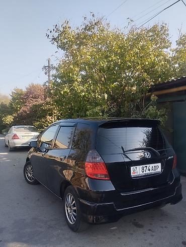 Honda Jazz: 2002 г., 1.3 л, Автомат, Бензин, Хэтчбэк