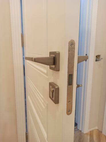 Qapıların təmiri: Qapı ustası ibrahim qapıların - keyfiyyətli, yüksək səviyyədə — 18