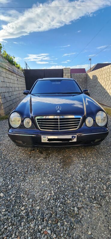 mercedes benz 208 d: Mercedes-Benz E 240: 2.4 l | 2000 il Sedan