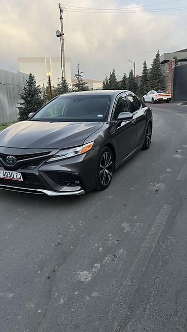 Toyota: Toyota Camry: 2020 г., 2.5 л, Автомат, Гибрид, Седан — 2