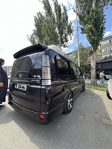 step: Honda Stepwgn: 2004 г., 2 л, Автомат, Бензин, Минивэн — 3