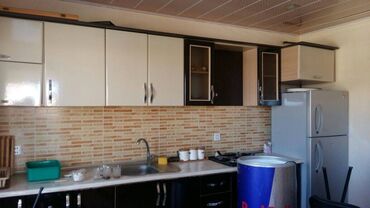 Bağ evlərinin kirayəsi: Pirşağı qəs., 248 kv. m, 4 otaqlı — 12