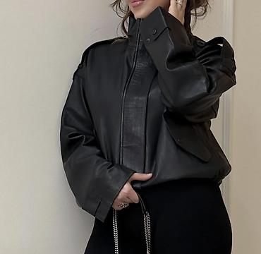 кожные куртки: Новая куртка Massimo Dutti из натуральной гладкой кожи,размер M-L — 1