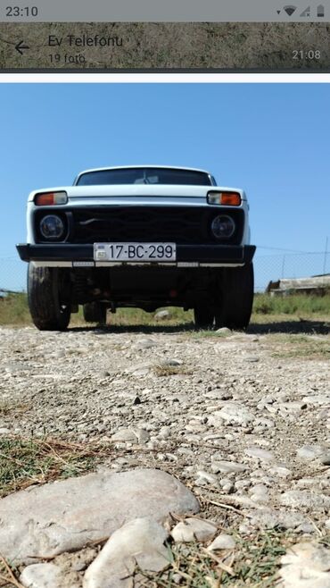 VAZ (LADA): LADA Niva 4x4, ağ rəng, 3 qapılı kuzov. Texniki və xarici