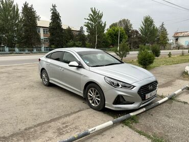 меняю на киа к 5: Hyundai Sonata: 2017 г., 2 л, Автомат, Газ, Седан
