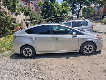 lada 9: Toyota Prius: 2015 г., 1.8 л, Вариатор, Гибрид, Хэтчбэк — 3
