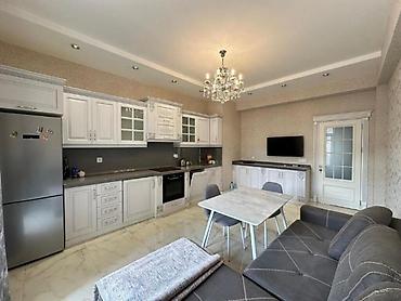 otag: İcarəyə verilir 2 otaqlı yeni tikili 95 m², Ağ şəhər q. Kateqoriya — 5