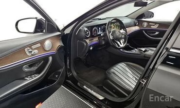 Mercedes-Benz: Mercedes-Benz E-Class: 2019 г. — 10