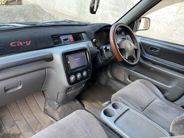 хорошая няня: Honda CR-V: 1996 г., 2 л, Автомат, Бензин, Внедорожник
