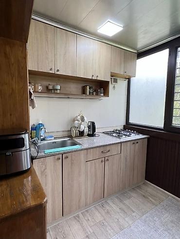 flat osh: 3 комнаты, 58 м², 6 мкр 104 серия, 4 этаж, Евроремонт — 9