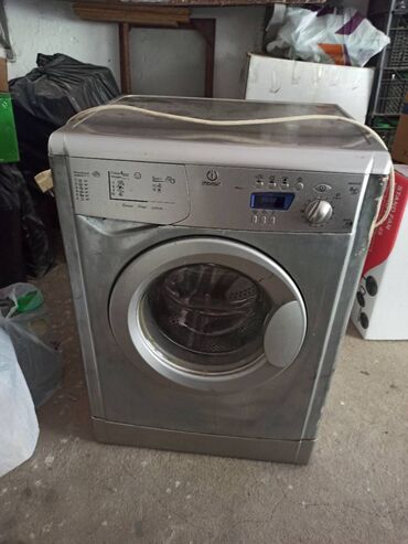 toxuma masini: Paltaryuyan maşın Indesit, 6 kq, İşlənmiş, Avtomat