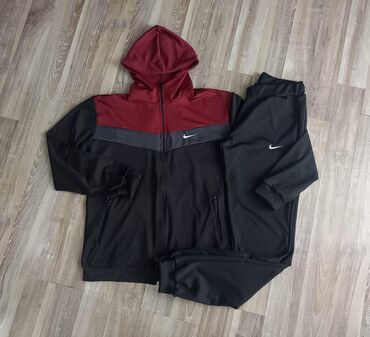 Gornji i donji deo: 2xl - 4xl
3300 na lalafo.rs — 6 Gornji i donji deo: 2xl - 4xl
3300 — 6