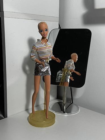 Бижутерия: Кукла-модель (формат Barbie) на подставке. - Высота: примерно 29–30 — 1