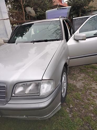 Mercedes-Benz: Mercedes-Benz 220: 2.2 l | 2000 il Universal — 5