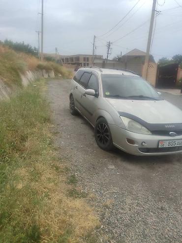 Унаа сатуу: Ford Focus: 2001 г., Кол менен иштөөчү, Универсал — 1