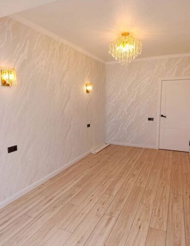 купи продай бишкек недвижимость: 2 комнаты, 44 м², Элитка, 3 этаж, Евроремонт