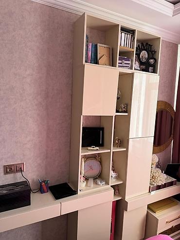 qabaq ustolu: Satılır: Tam dəst uşaq otağı mebeli — 500 AZN 🏠 📦 Dəstə daxildir — 5