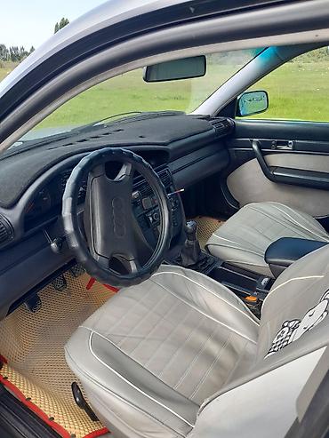 наклатка: Audi 100: 1992 г., 2.6 л, Механика, Бензин, Седан — 1
