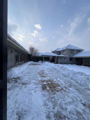 Посуточная аренда домов: 20 м², 6 комнат, Евроремонт — 9