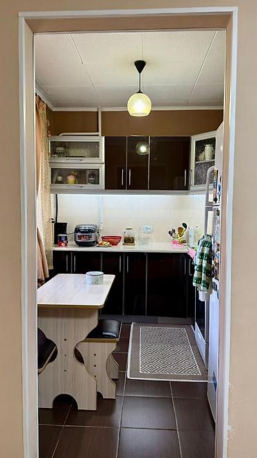 Продажа квартир: 3 комнаты, 58 м², 104 серия, 1 этаж, Косметический ремонт — 9