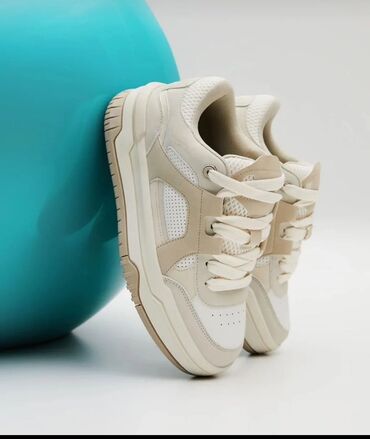 Women's Sneakers and athletic shoes: Bershka, Ölçü: 40, rəng - Bej, Yeni