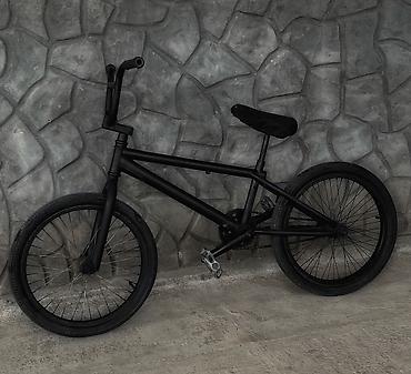 yeni velosiped satisi: Bmx satilir ideal veziyetdedir hecbir problemi çatı falan yoxdur — 1