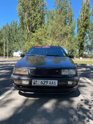 Volkswagen: Volkswagen Passat: 1994 г., 2 л, Механика, Бензин, Седан