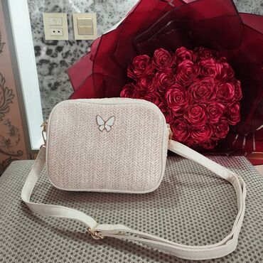 şubalar və qiymətləri: Butterfly Bag 🪽 Mükəmməl dizaynda zövqünüzə oxşayacaq çanta