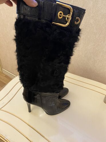 Çantalar: Salvatore Ferragamo çanta + Roberto Cavalli kəmər seti - Çanta — 7