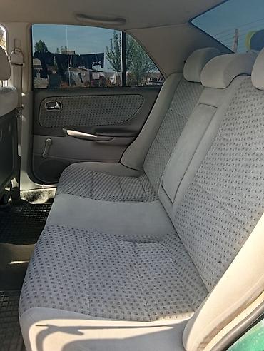 Mazda 626: 2001 г., Механика, Дизель, Седан
