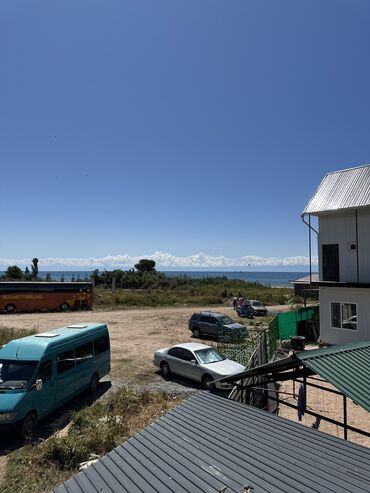 Иссык-Куль 2025: Коттедж, Rayan Hou ЦО Альбатрос, Бостери, Детская площадка, Парковка, стоянка, Охраняемая территория — 36