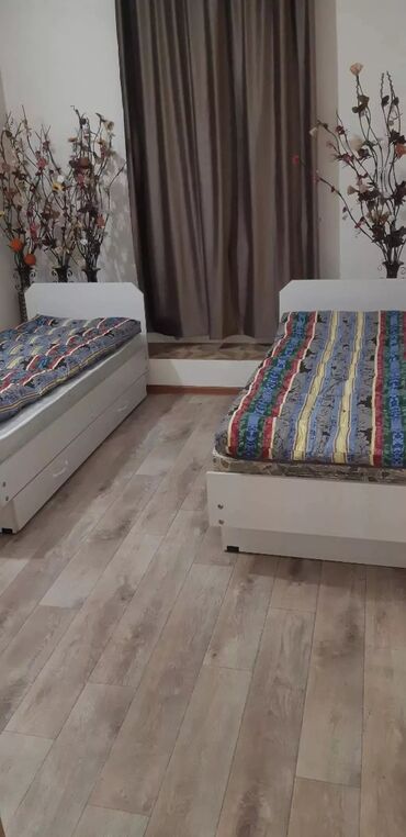 сдается 2 комнатная квартира васток 5: 15 м², С мебелью
