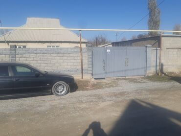 Продажа домов: Дом, 120 м², 4 комнаты, Собственник, Старый ремонт — 1