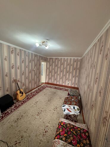 снять квартиру в районе автовокзала: 1 бөлмө, 32 кв. м, 104-серия, 2 кабат, Косметикалык ремонт