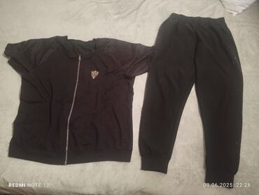 Dəstlər, kostyumlar: Her biri tezekimidi təcil satılır ucuz qiymətə maksimum 5 ədəd alana — 8