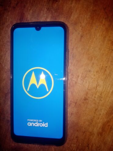 Motorola: Motorola Moto E6 na lalafo.rs — 6 Motorola: Motorola Moto E6 — 6