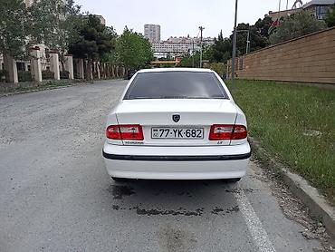 masin maqnitofon: Iran Khodro Samand LX sedan - Kuzov: 4 qapılı sedan, ağ rəng - — 2