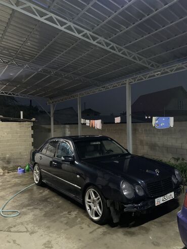панель на спринтер: Дисктер R 18 AMG, Комплект, тешиктери - 5, Колдонулган lalafo.kg да панель на спринтер: Дисктер R 18 AMG, Комплект, тешиктери - 5, Колдонулган
