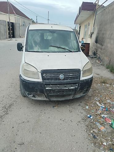 Fiat: Fiat Doblo yük/furqon Xüsusiyyətlər: - Korpus: 2-yerlik furqon — 1