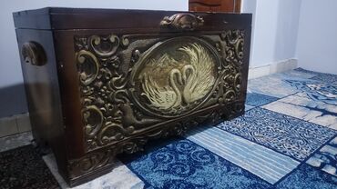 шоколадный подарок: Сандык, Колдонулган, Келиндин себи үчүн, Жыгач, Өзү алып кетүү, түсү - Күрөң