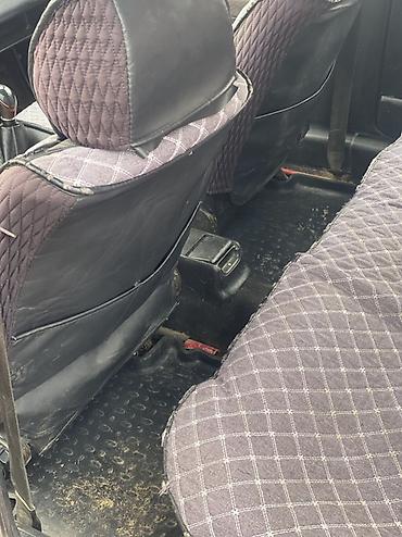 Volkswagen: Volkswagen Golf: 1992 г., 1.4 л, Механика, Бензин, Хэтчбэк — 9