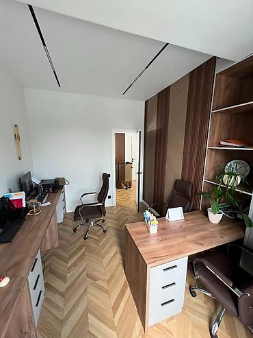 фирмы: Продажа офисов 200 м², С ремонтом, Частный дом, 1 этаж — 6
