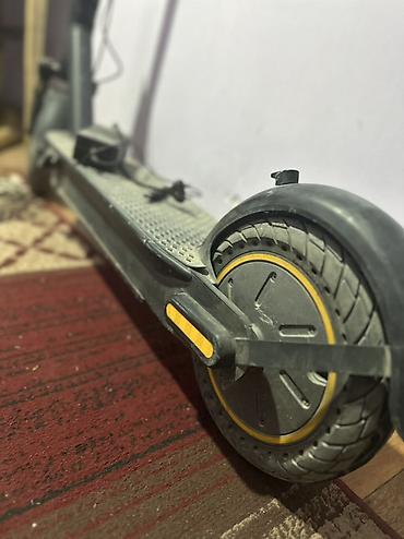 ninebot e25: Электросамокат, Ninebot, Б/у — 1